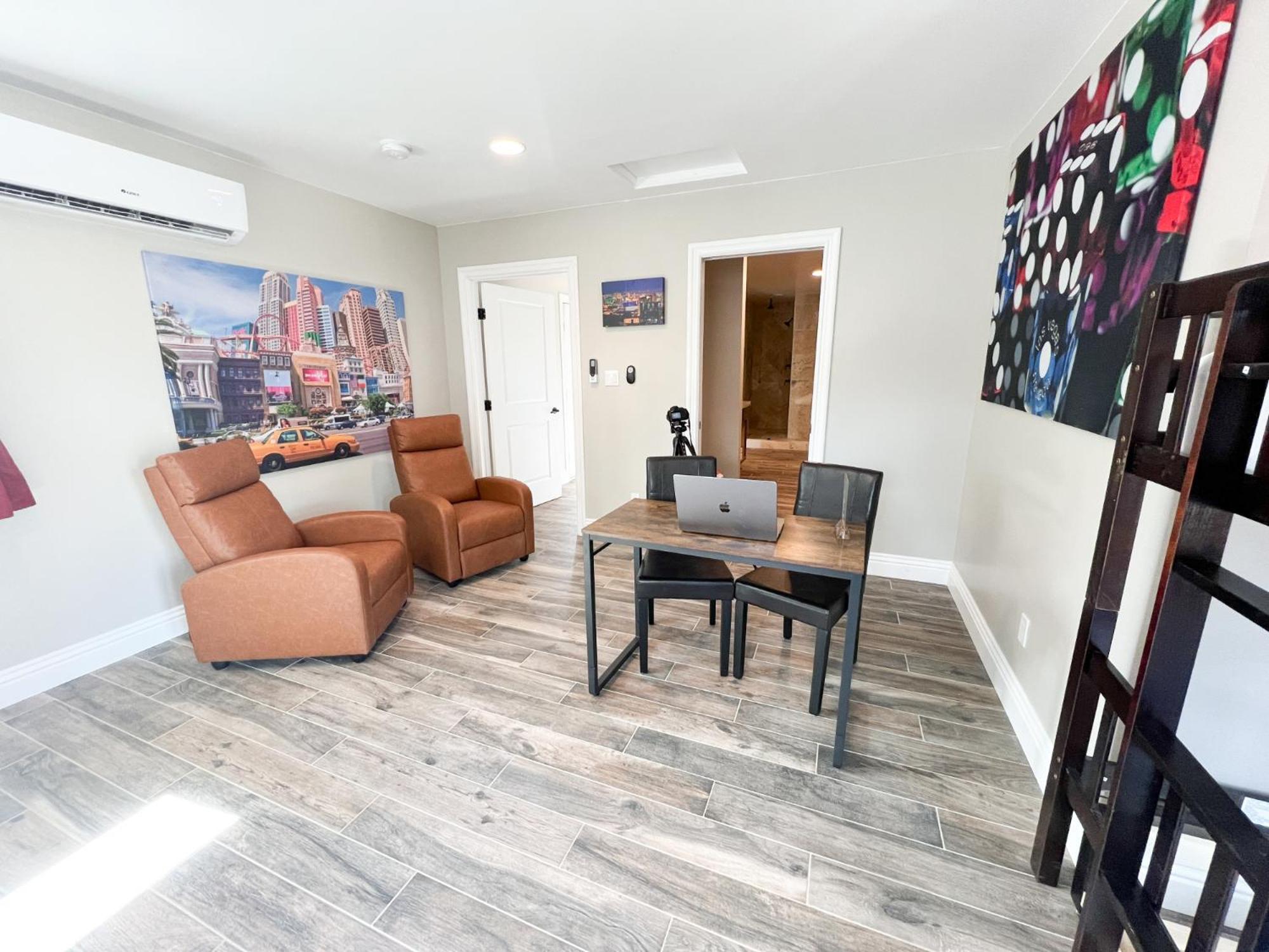 Lux Private Home - Pool, Billiards, 8 Smart Tvs, Board Games, Cotton Bedding - The Stone Sanctuary At Mccullough Hills Trailhead Лас-Вегас Экстерьер фото