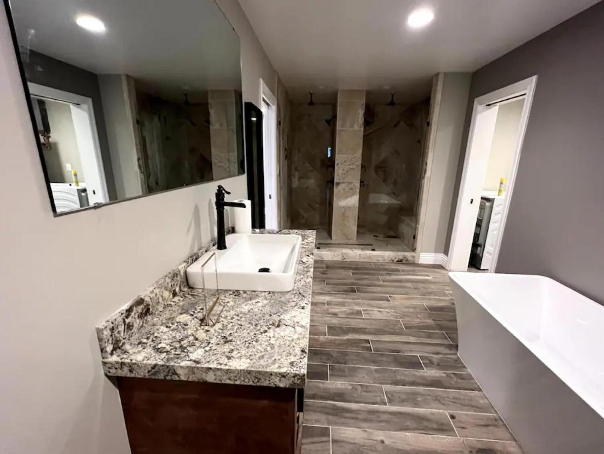 Lux Private Home - Pool, Billiards, 8 Smart Tvs, Board Games, Cotton Bedding - The Stone Sanctuary At Mccullough Hills Trailhead Лас-Вегас Экстерьер фото